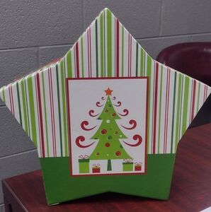 Brand New Vintage 6 Christmas Ornaments Star Box